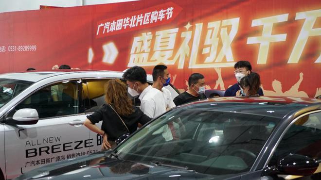 濟(jì)南最新車展，汽車行業(yè)盛宴全景呈現(xiàn)