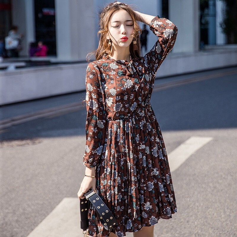 最新碎花裙時尚風(fēng)潮，讓你成為春日焦點！