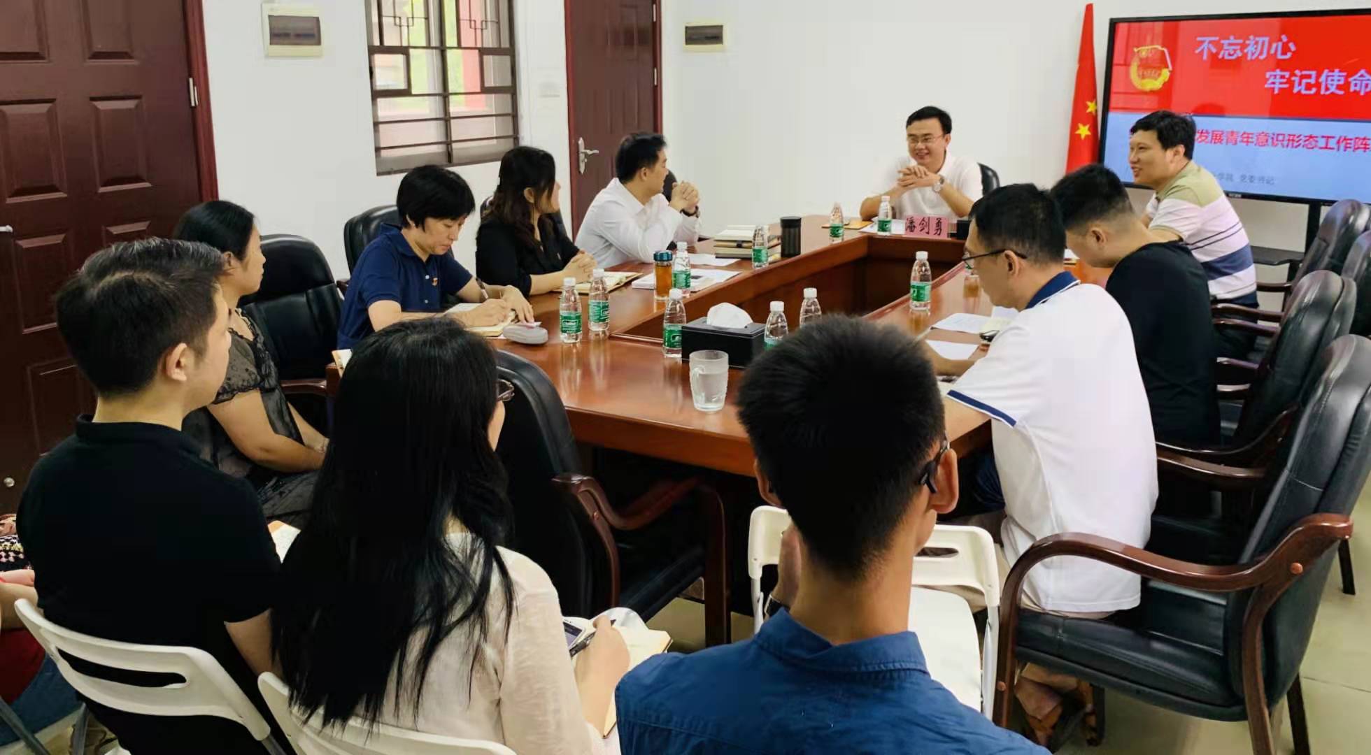 自然美景之旅，黨團(tuán)課最新與內(nèi)心的平和寧靜探尋