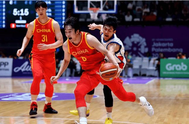 揭秘籃球愛好者隱藏寶藏的特色小店，最新國家隊籃球與小巷中的籃球奇緣