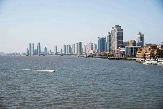 丹東市最新區(qū)，時代印記與發(fā)展見證