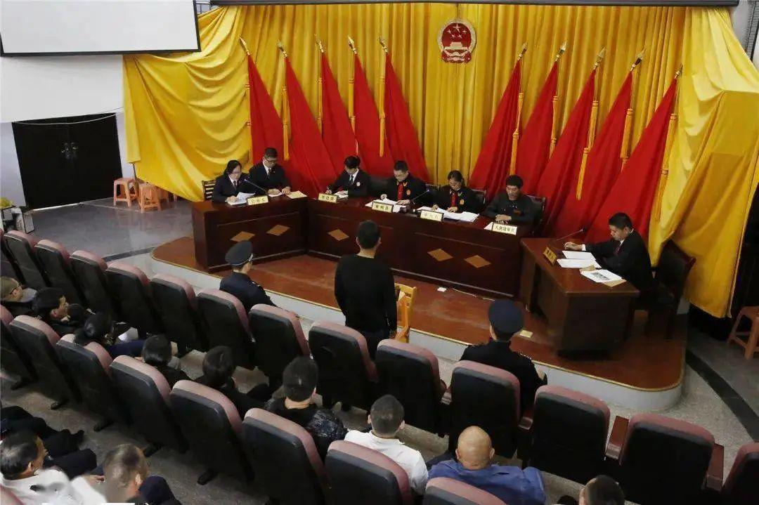 廈門(mén)兩會(huì)最新動(dòng)態(tài)，城市在變化，我們?cè)趭^進(jìn)