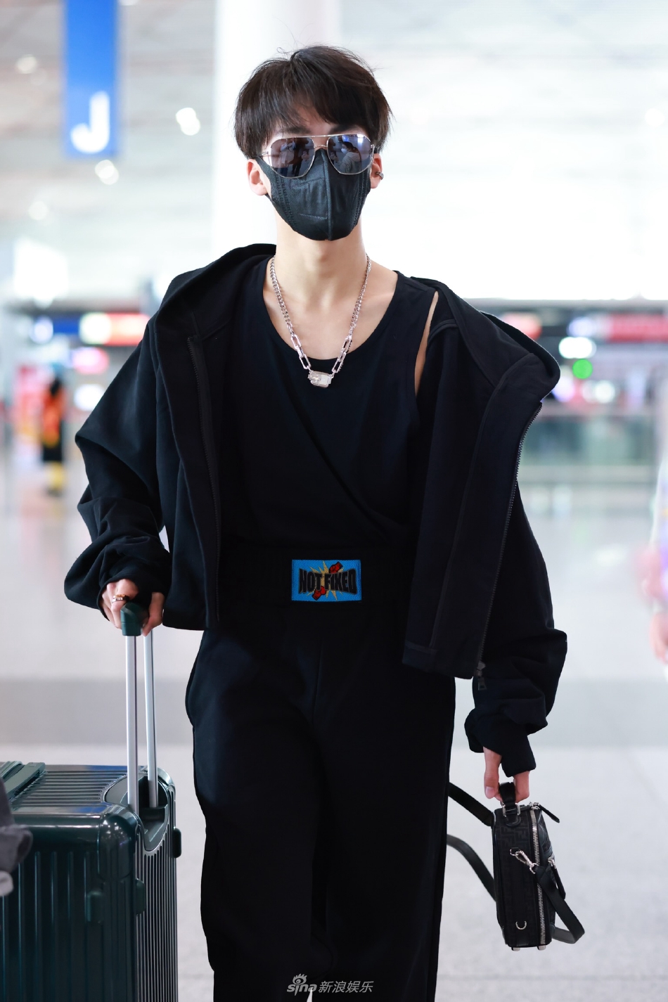 何洛洛機(jī)場(chǎng)最新動(dòng)態(tài)，自然美景的輕松探索之旅